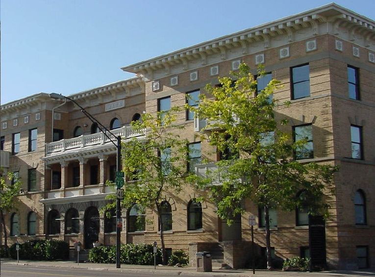 1490 N Lafayette St, Denver, CO 80218